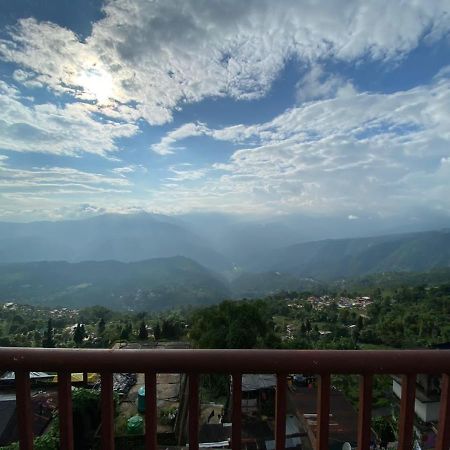 The River View Homestay Kurseong Eksteriør billede