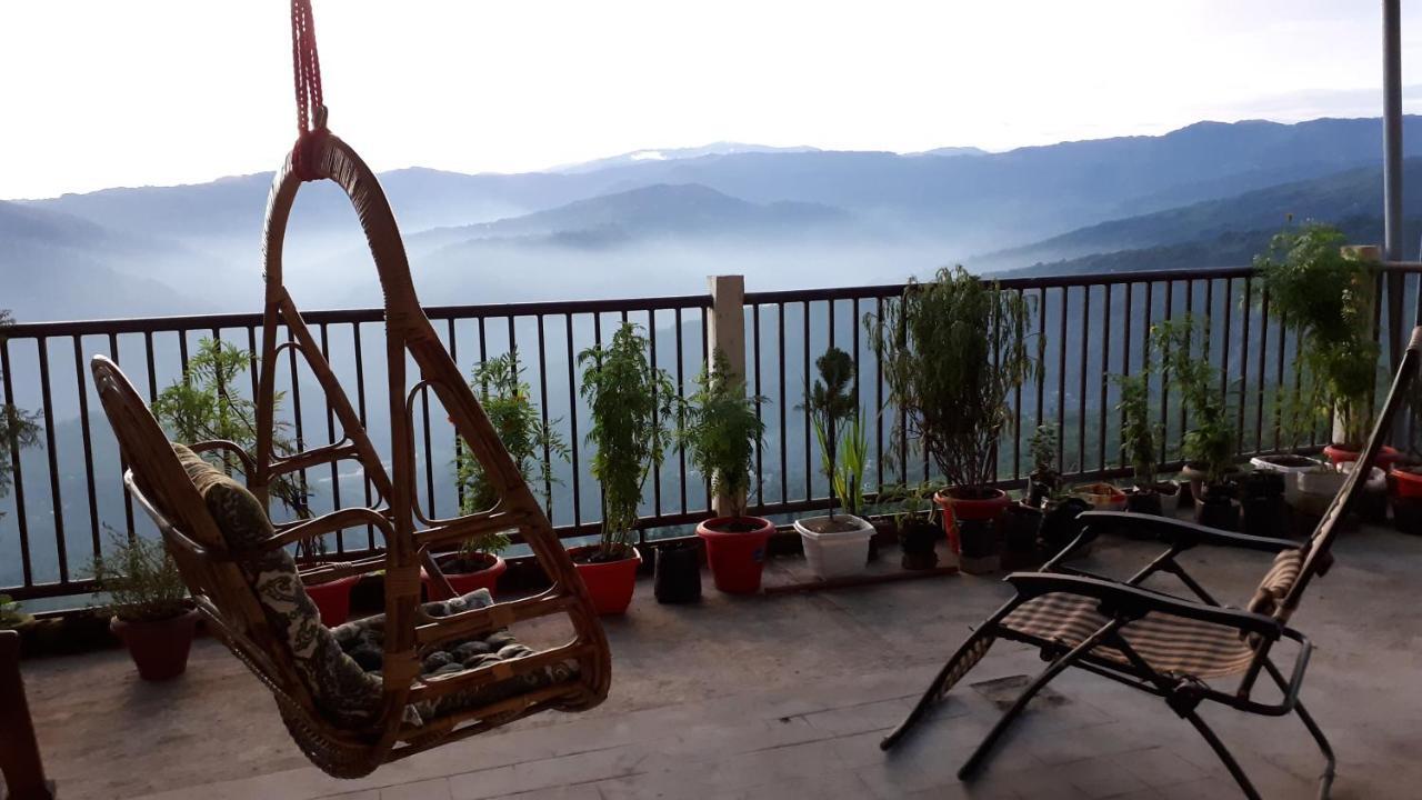 The River View Homestay Kurseong Eksteriør billede